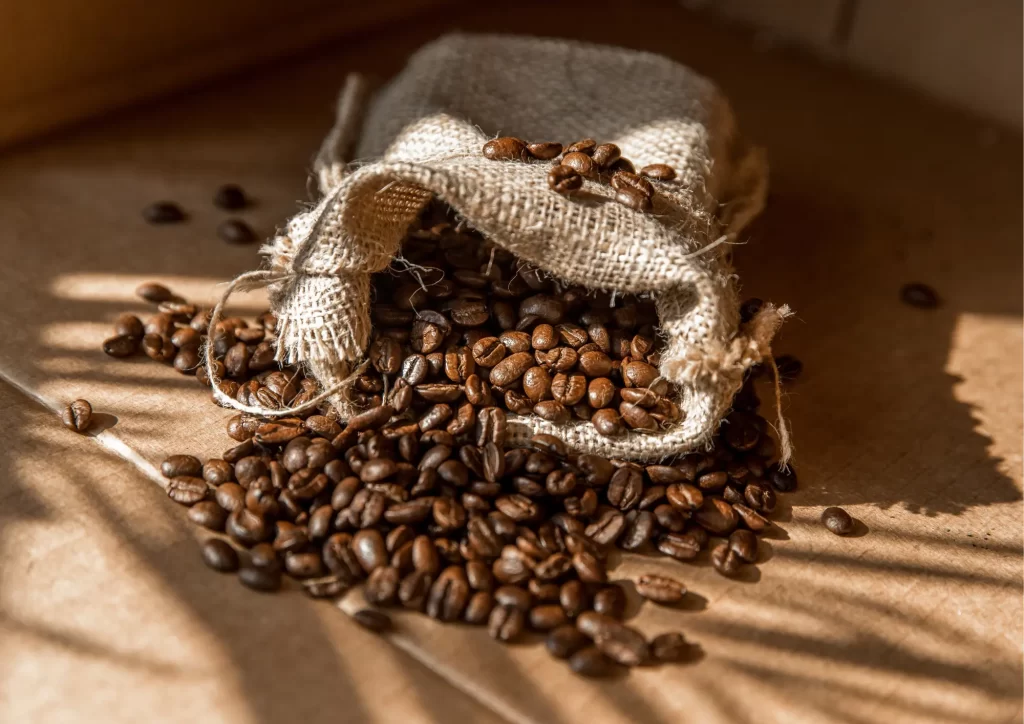 Kawa bezkofeinowa – czym jest i jakie są jej właściwości